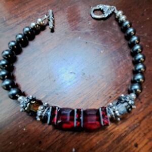 Elegant Swarovski GREY PEARL with Garnet/Ruby Swarovski Crystal Bracelet